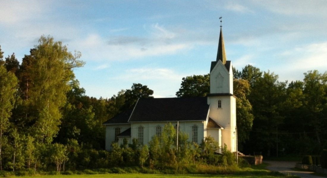 holmsbu-kirke-800-600
