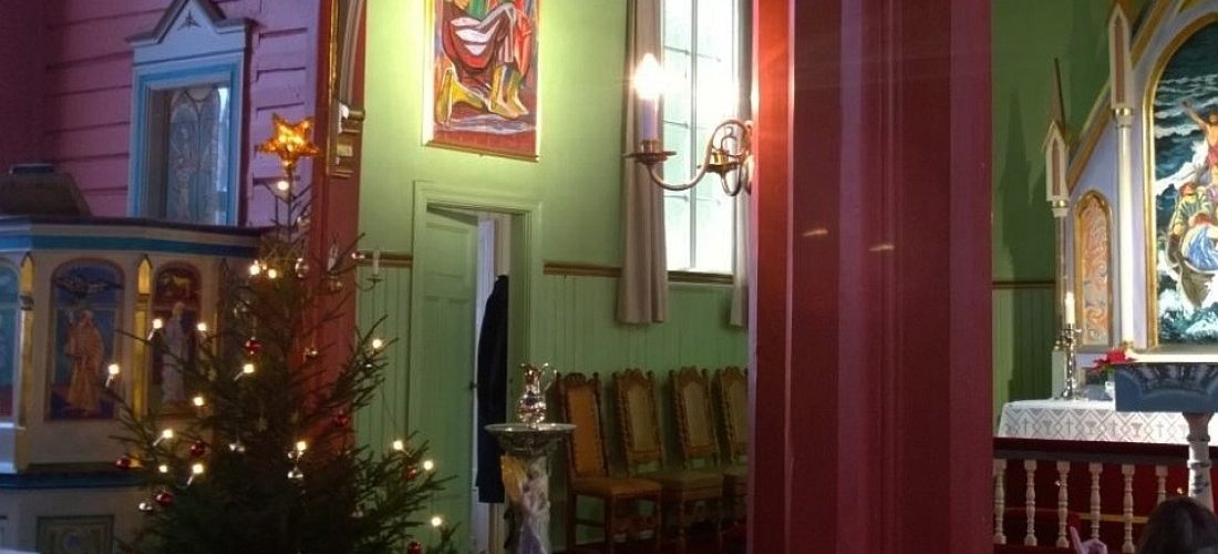 Holmsbu kirke - juletre